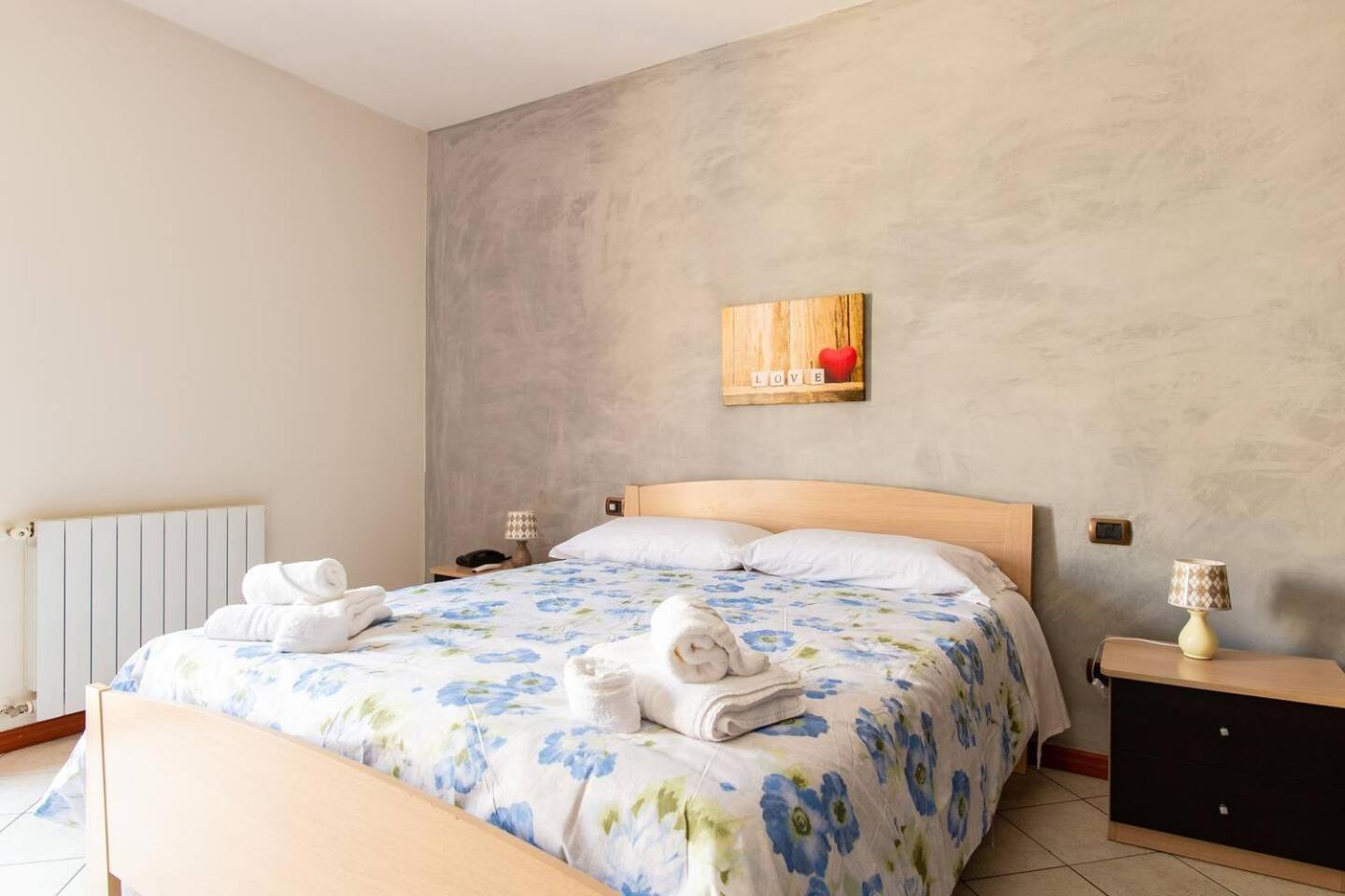 2 Apartments - Akragas Home 1 & 2 On Via Atenea City Center With View Αγκριτζέντο Εξωτερικό φωτογραφία