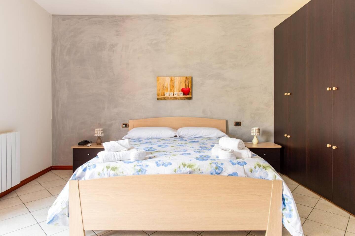 2 Apartments - Akragas Home 1 & 2 On Via Atenea City Center With View Αγκριτζέντο Εξωτερικό φωτογραφία