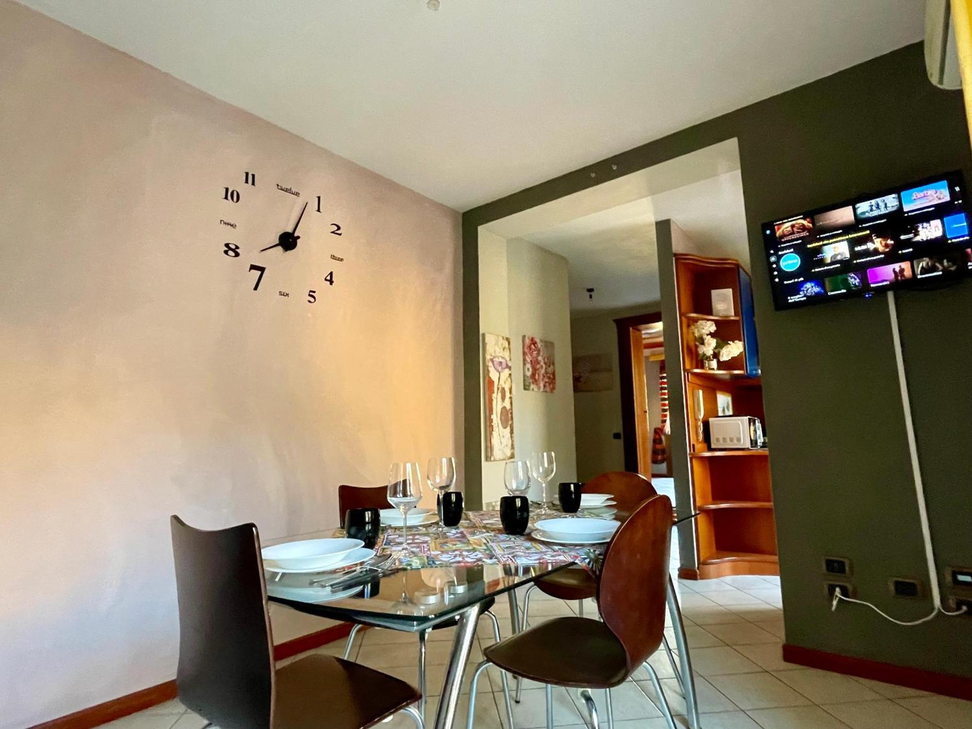 2 Apartments - Akragas Home 1 & 2 On Via Atenea City Center With View Αγκριτζέντο Εξωτερικό φωτογραφία
