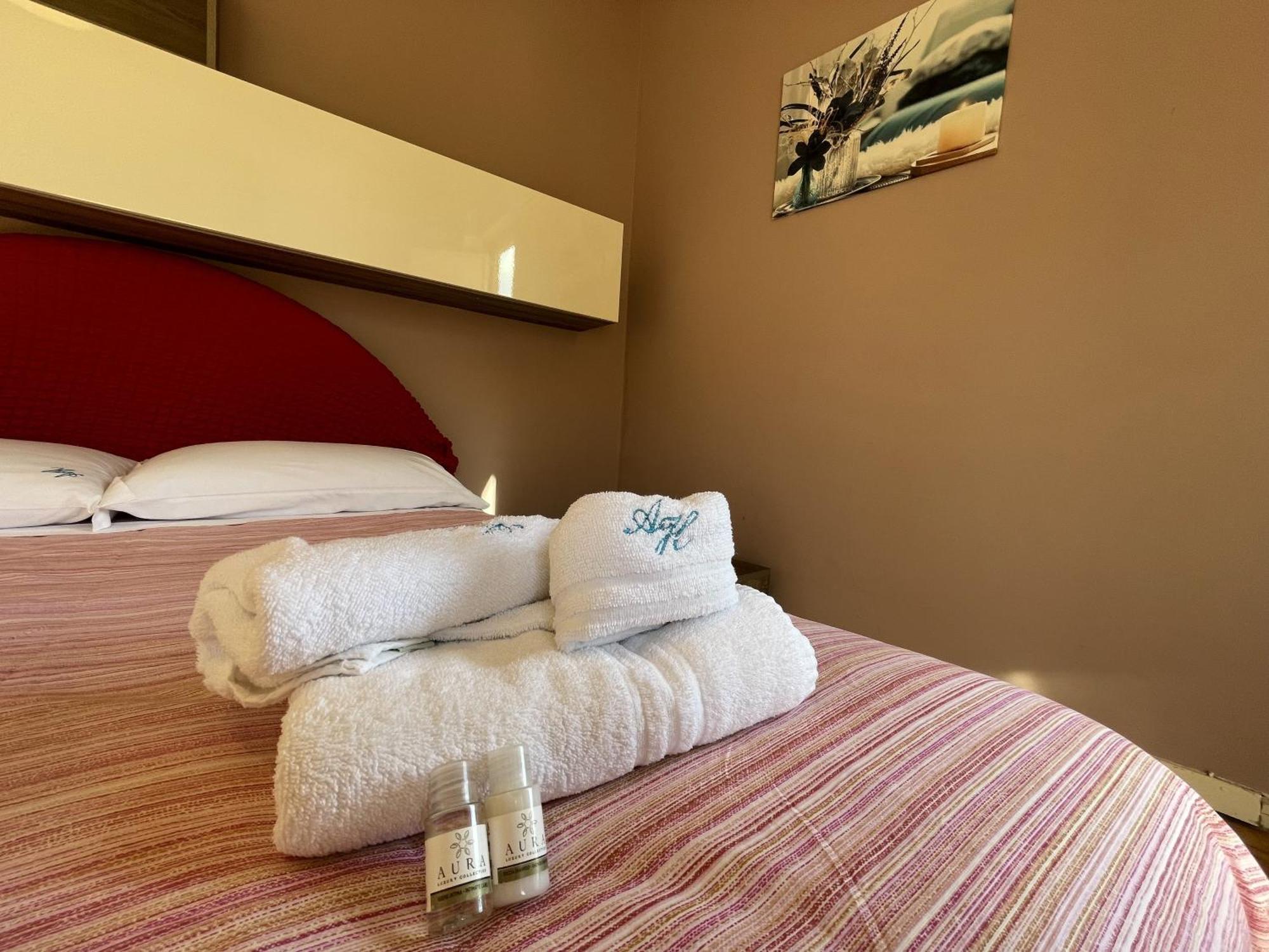 2 Apartments - Akragas Home 1 & 2 On Via Atenea City Center With View Αγκριτζέντο Εξωτερικό φωτογραφία